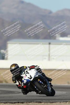 media/Jan-15-2026-Racers Edge (Thu) [[dfebeb70ab]]/3-B Group/Session 1 Turn 15/